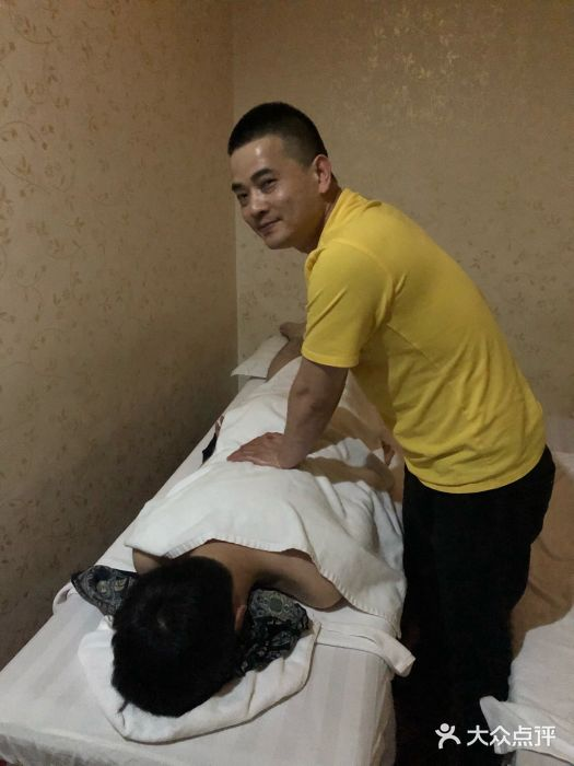 揭開淫魔鄭文傑的嫖娼之謎