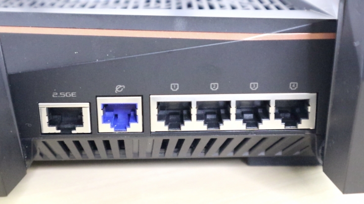 ROG 新款頂規 AP GT-AX11000,遊戲優化及支援 WiFi 6、2.5GbE