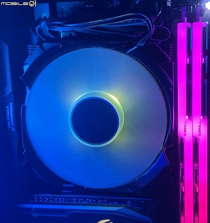 [開箱] 快睿 C7 完全版 C7G 石墨稀 ROG STRIX X570 I GAMING 開箱