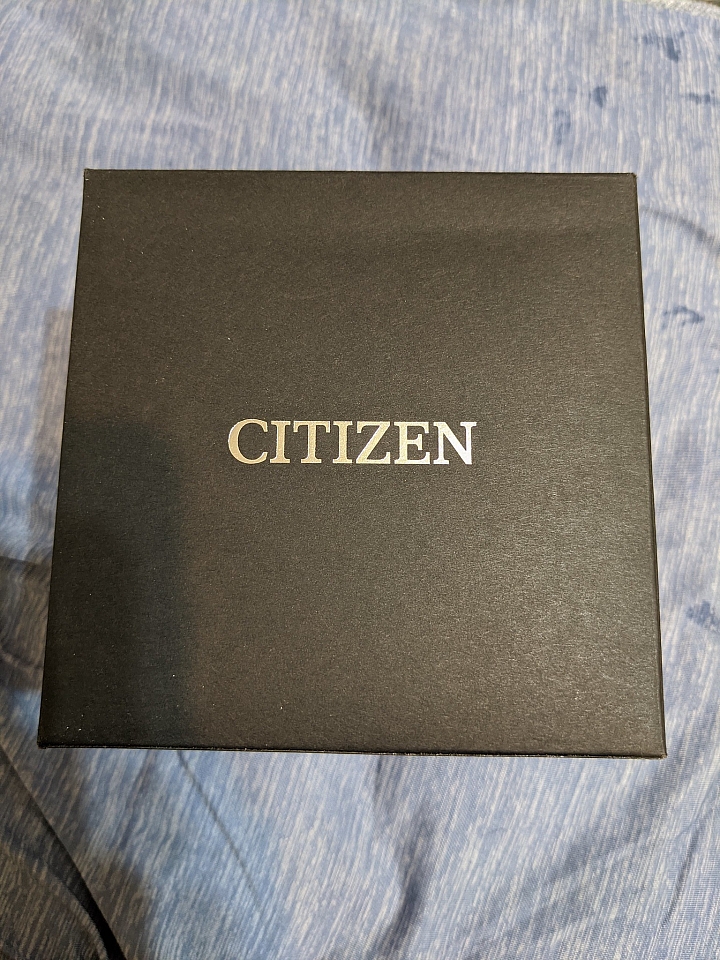 <開箱>CITIZEN BN2038-01L 藍紅圈