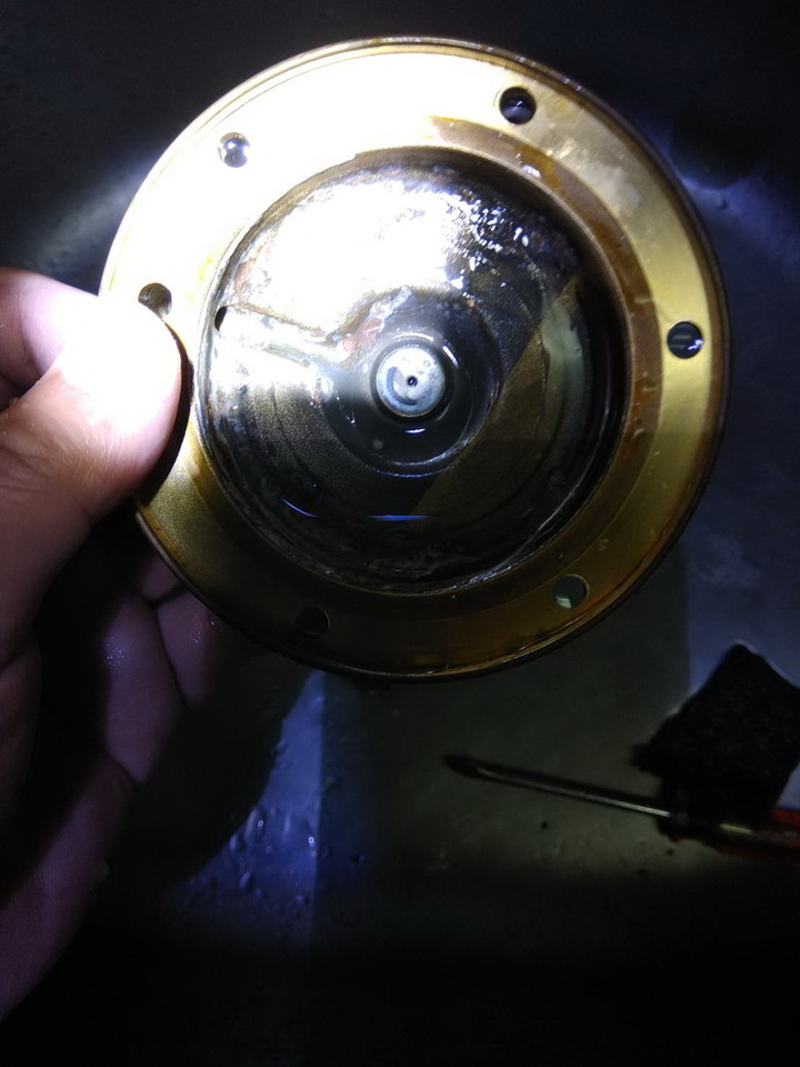 熱水器水盤皮沒破oring漏水?