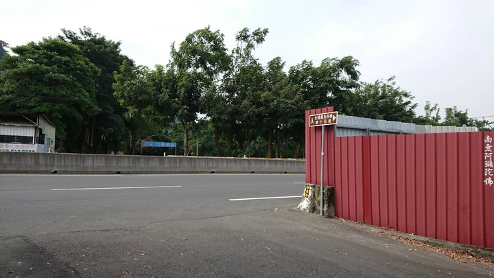 安安爸的拖車日記-史上最大拖車團環日月潭花火節