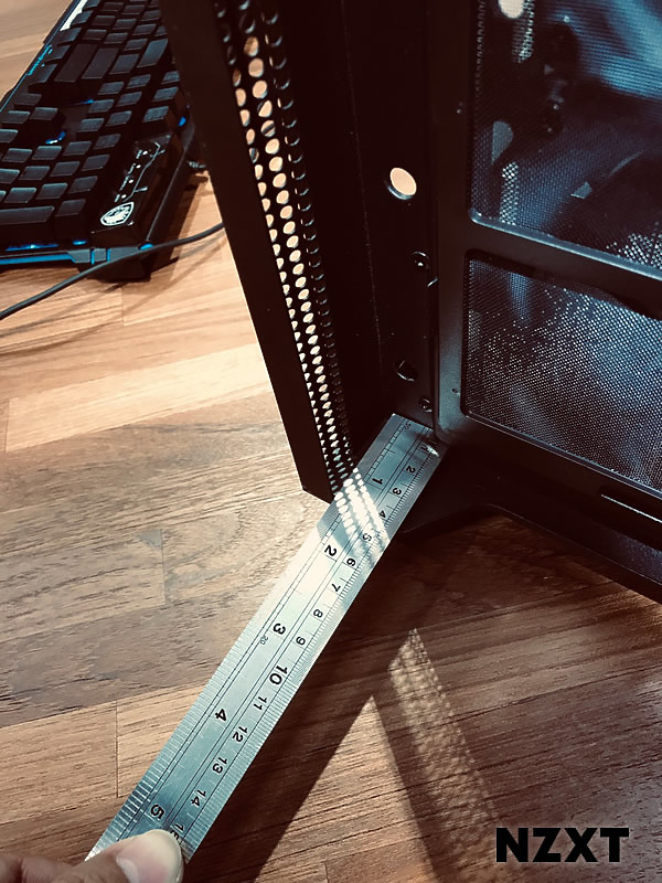 NZXT H710i幹「大」事,美型機殼也搞數位控制!