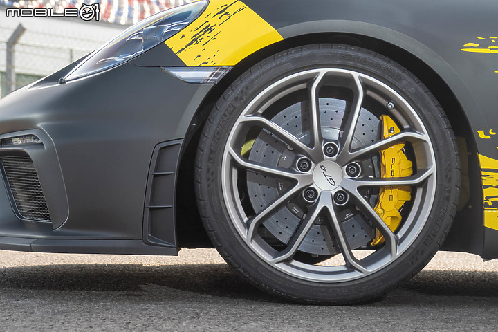 【採訪】Porsche Cayman GT4 & 718 Spyder中置戰將正式登台!