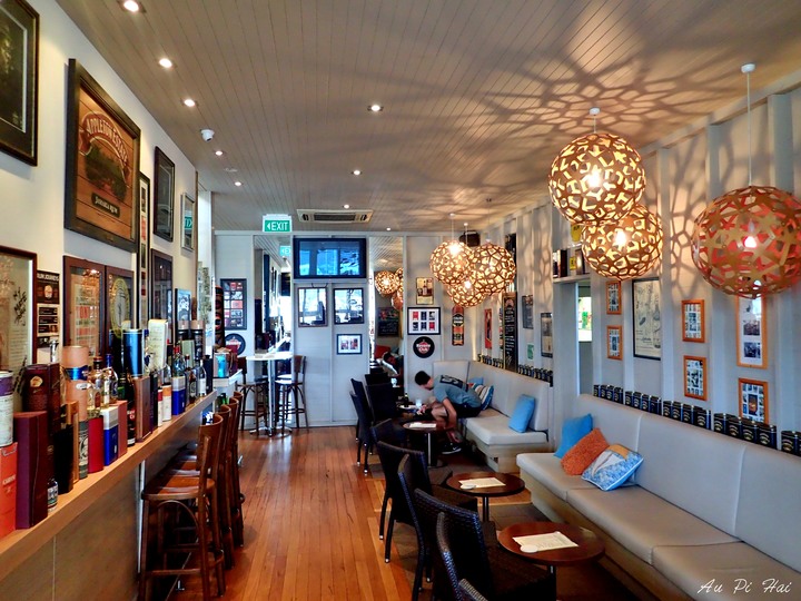 【Airlie Beach 艾爾利海灘】Lagoon~Cafe one 3吃早餐~Fish D\x27vine大啖海鮮~賽馬賽狗不稀奇,賽蟾蜍見過沒?