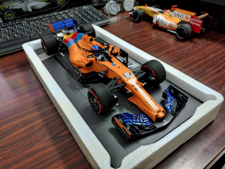 [開箱]MINICHAMPS 1/18 McLaren MCL33 F.ALONSO L.E. 518 pcs.