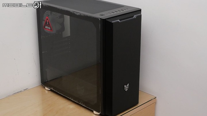 [開箱] M-ATX 強化玻璃透側 A.RGB 全漢 CST310 小坦克