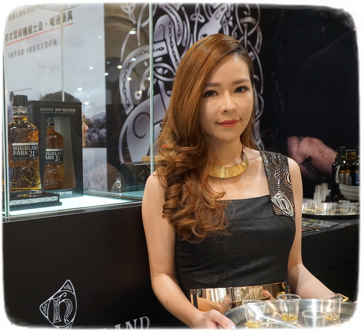 【酒茶咖啡展】 11/15-11/18 南港展覽館,茶香咖啡醇,有帥哥有美女,美酒要你試到吐,"瓶友們"一定有您想要買的!!!