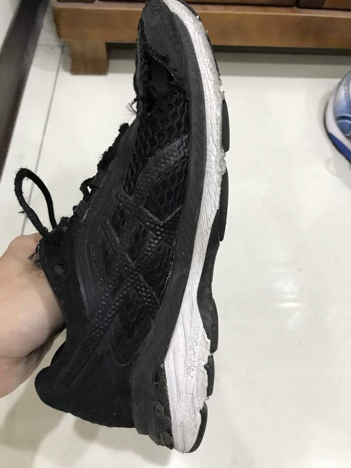 買 亞瑟士 ? 看看我的遭遇!