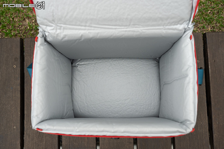 QUECHUA ICE FRESH COMPACT 26L 自動充氣保冷箱簡單介紹