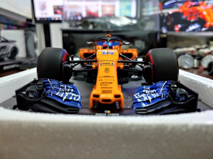 [開箱]MINICHAMPS 1/18 McLaren MCL33 F.ALONSO L.E. 518 pcs.