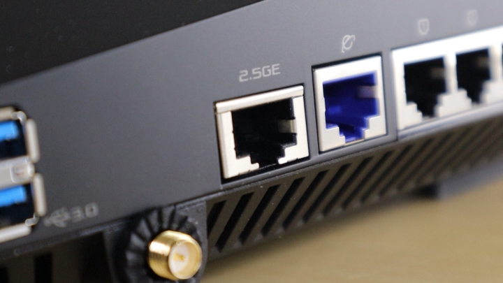ROG 新款頂規 AP GT-AX11000,遊戲優化及支援 WiFi 6、2.5GbE