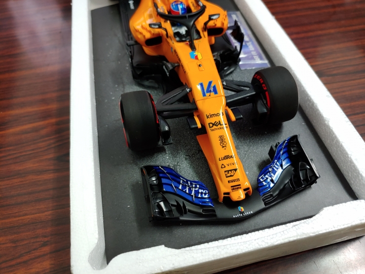 [開箱]MINICHAMPS 1/18 McLaren MCL33 F.ALONSO L.E. 518 pcs.
