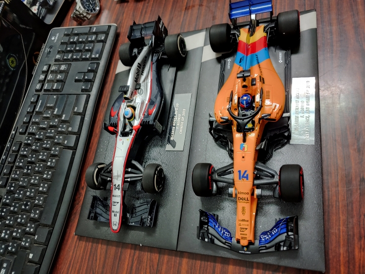 [開箱]MINICHAMPS 1/18 McLaren MCL33 F.ALONSO L.E. 518 pcs.