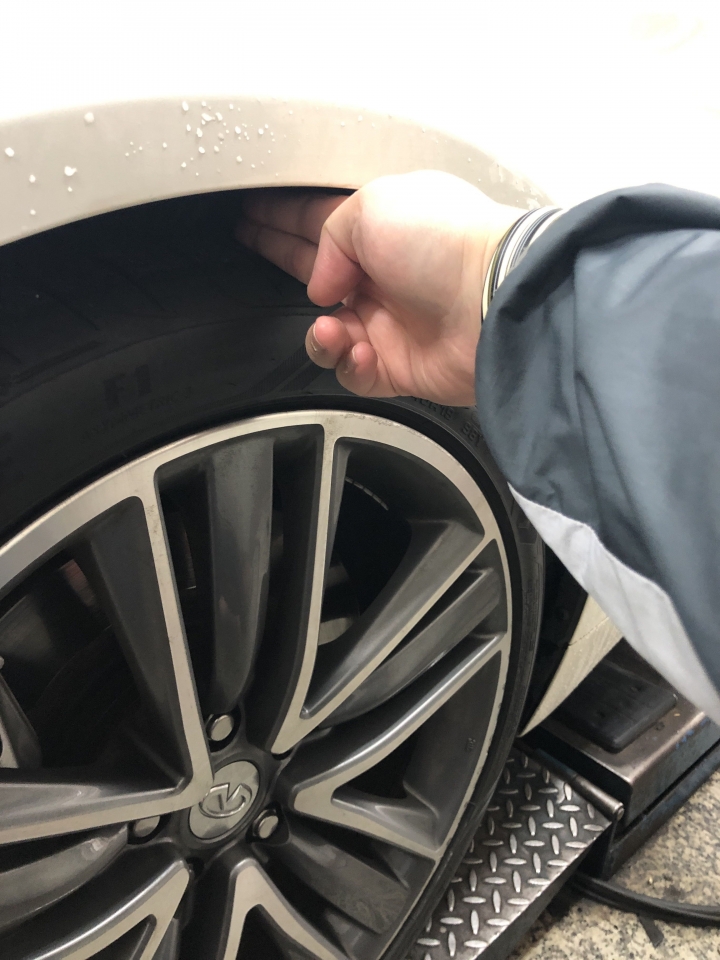 油電Q50s Triple S避震器開箱文