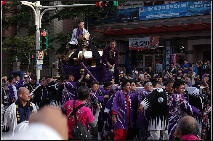 撞神轎