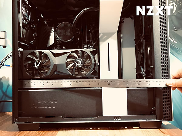 NZXT H710i幹「大」事,美型機殼也搞數位控制!