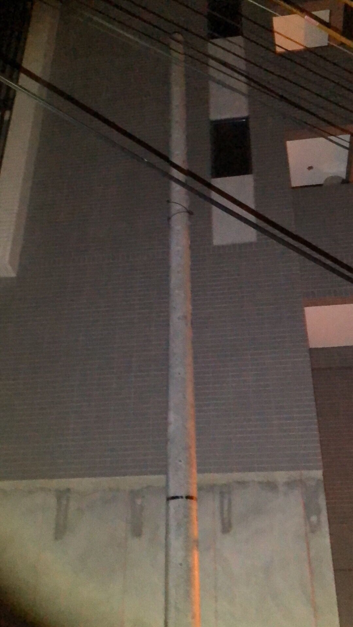電線桿遷移問題