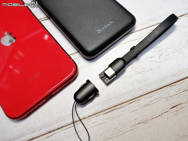 支援 IPHONE 11 PD 充電器 & 行動電源開箱