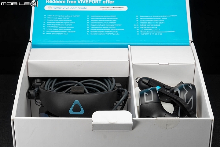 HTC Vive Cosmos 虛擬實境頭戴顯示器 兼顧自由度與擴充性的後起之秀