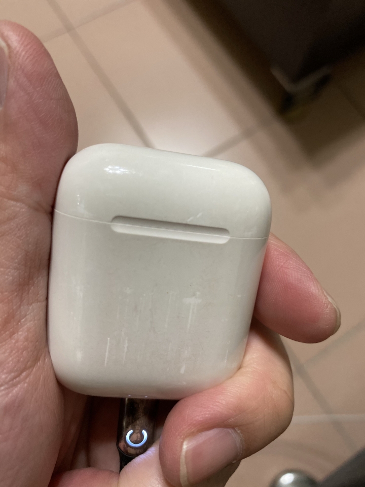 airpods VS 保護套