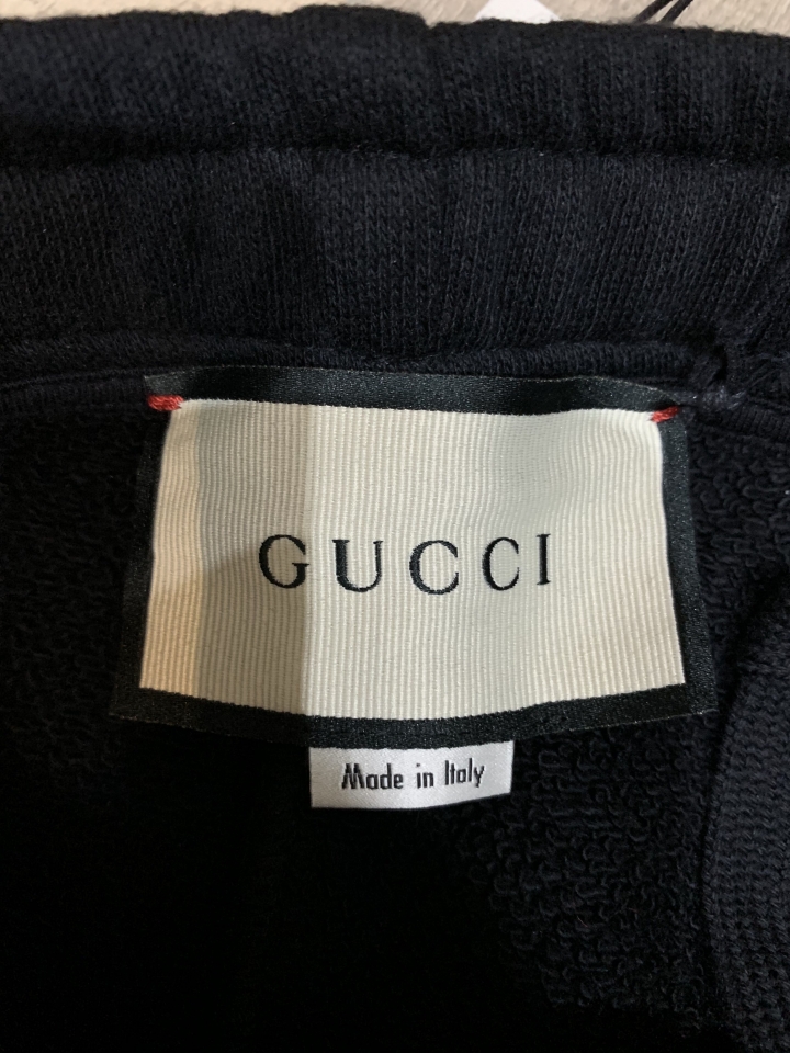 「開箱」GUCCI GG花紋小白鞋 + GUCCI logo 運動褲