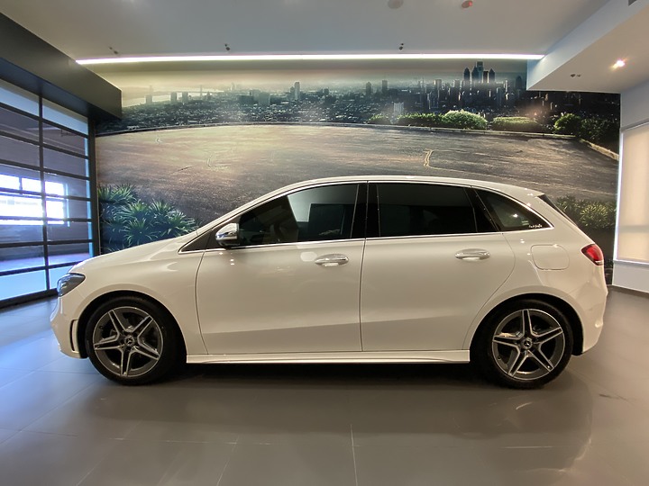 點我看大圖 【開箱】 B180 AMG line