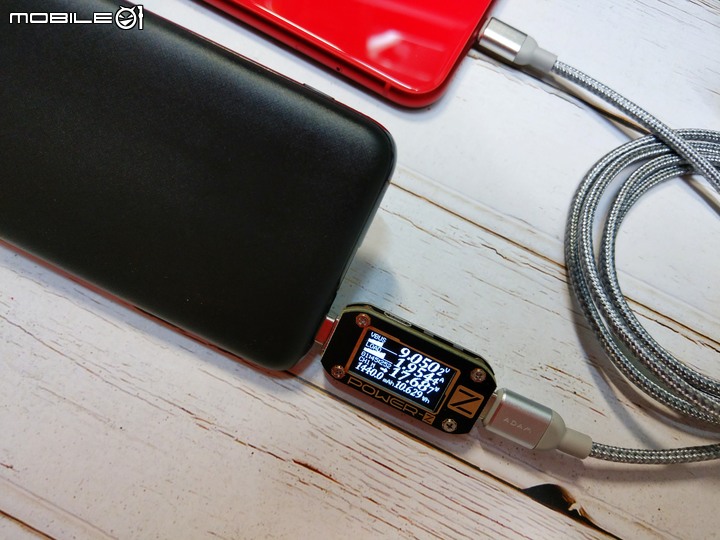 支援 IPHONE 11 PD 充電器 & 行動電源開箱