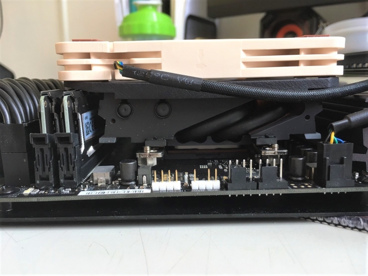 【開箱】ITX裝機分享_Skyreach 4 MINI_R5 3600+zotac1660ti