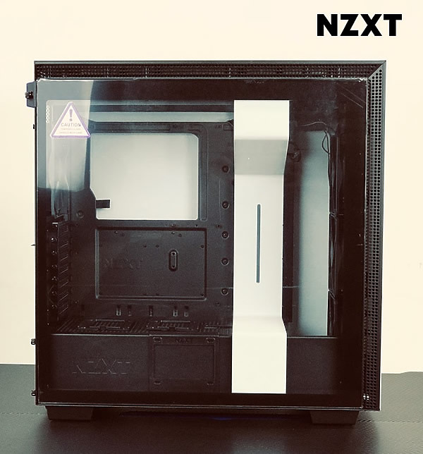NZXT H710i幹「大」事,美型機殼也搞數位控制!