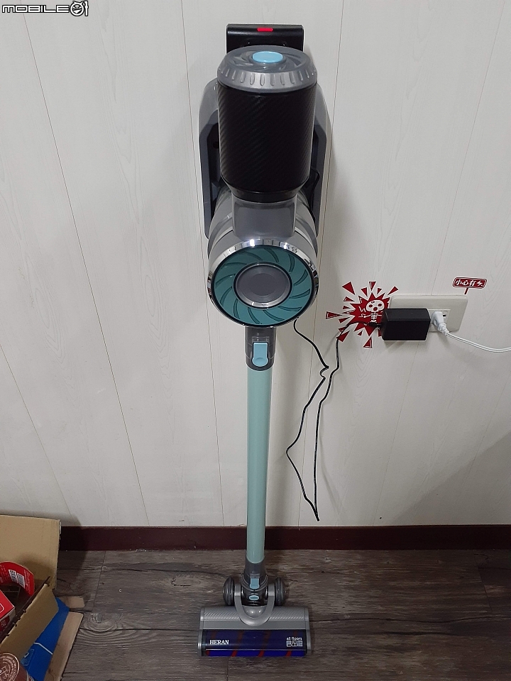 2019雙11，買把HERAN 禾聯無線手持吸塵器 HVC-23E6 (純開箱，非業配，給想買吸塵器的你參考參考)