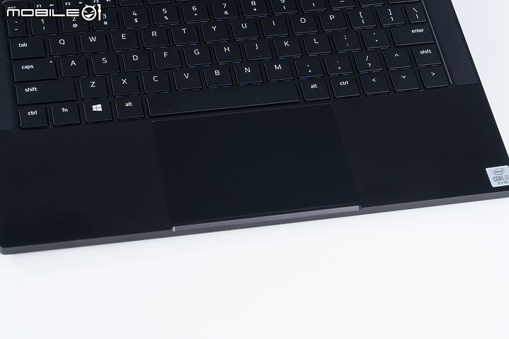 Razer Blade Stealth 13 輕薄電競的全新定義！