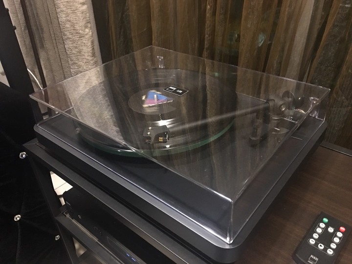 ［開箱］重回類比擁抱－ NAD c558 黑膠唱盤 & c338擴大機