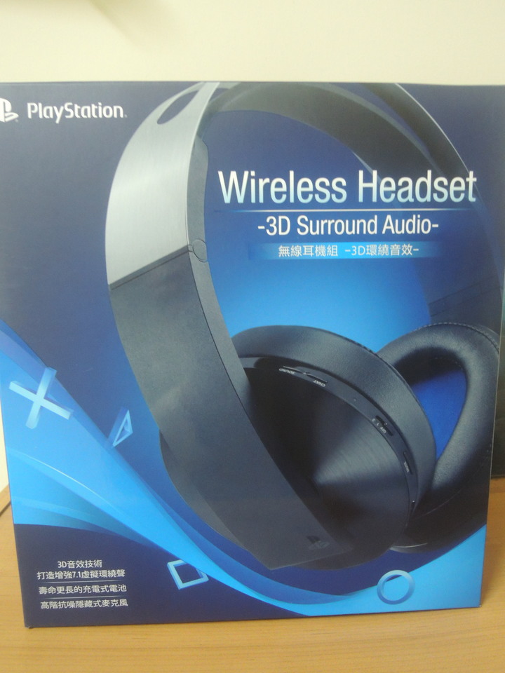 PS4 SONY 原廠 無線耳機組7.1聲道3D環繞音效 (CECHYA-0090) 白金耳機 質感滿分 開箱分享