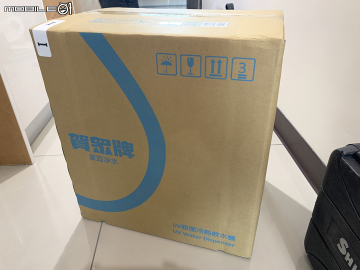 時尚居家~日日喝好水 - 賀眾牌 UV-6702EW-1 超效瞬淨冷熱飲水機 安裝開箱&使用分享