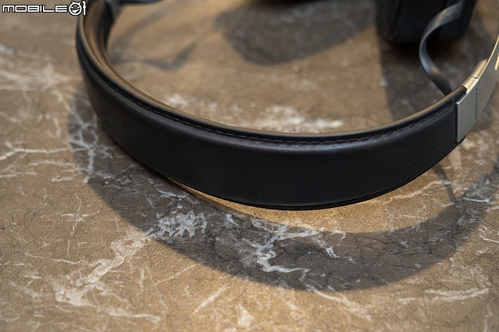 Sennheiser 發表全新 MOMENTUM Wireless 耳機 三種降噪模式佐醇美人聲！