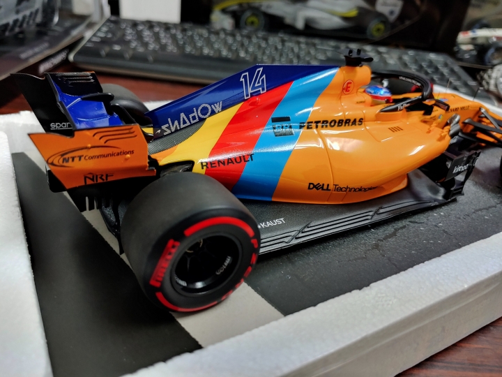 [開箱]MINICHAMPS 1/18 McLaren MCL33 F.ALONSO L.E. 518 pcs.
