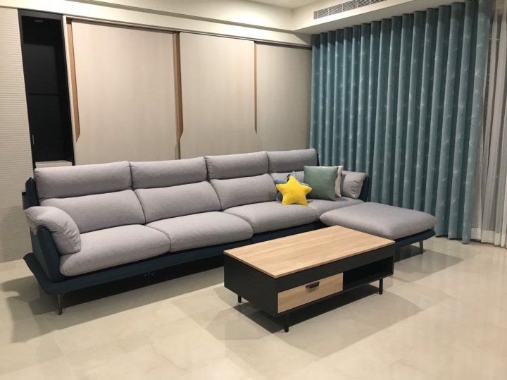 千呼萬喚始出來~Horia Sofa Unboxing~(高雄故事館)