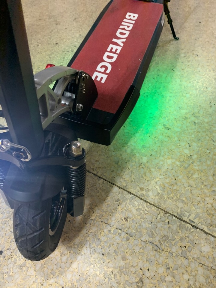 店員開箱! 電動滑板車! BIRDYEDGE G5分享 !
