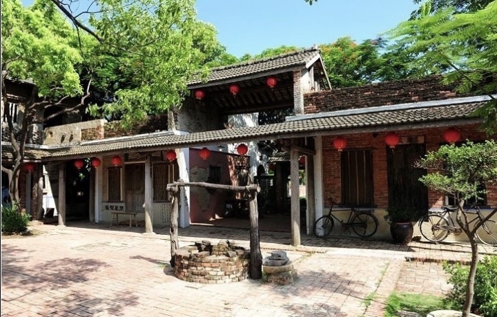 點我看大圖 古色古香的老塘湖