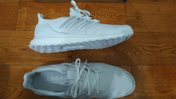 开箱 白鞋 Nike Zoom Fly SP NCXL 与 Adidas Ultra Boost Leather