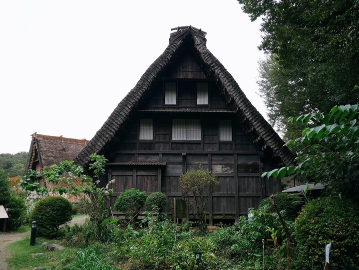 [神奈川縣] 川崎市立日本民家園：移築天堂，一日暢遊日本各地古建築