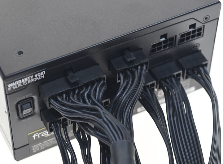 Fractal Design ION+ 660P全模組化白金電源開箱