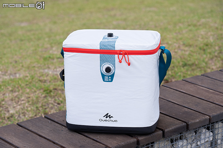 QUECHUA ICE FRESH COMPACT 26L 自動充氣保冷箱簡單介紹