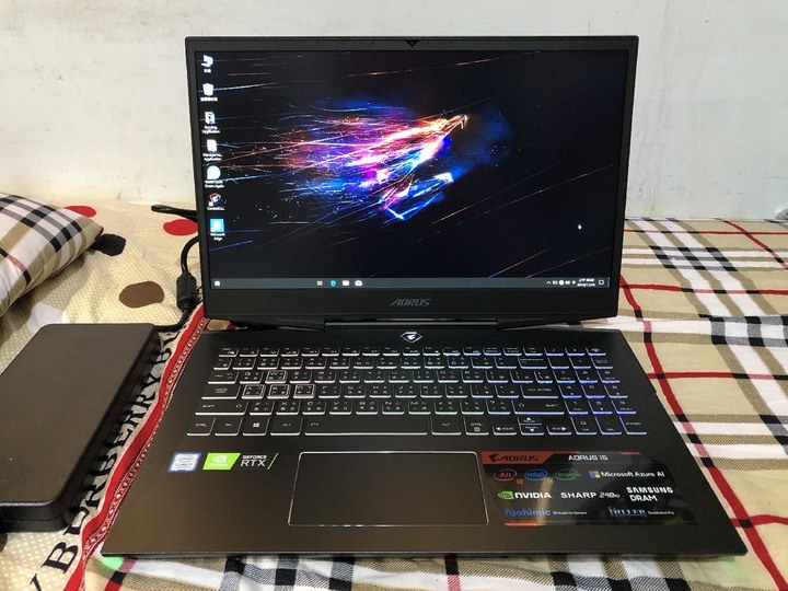 GIGABYTE AORUS 15 XA 搭載240HZ高更新率螢幕 享受極限電競娛樂!