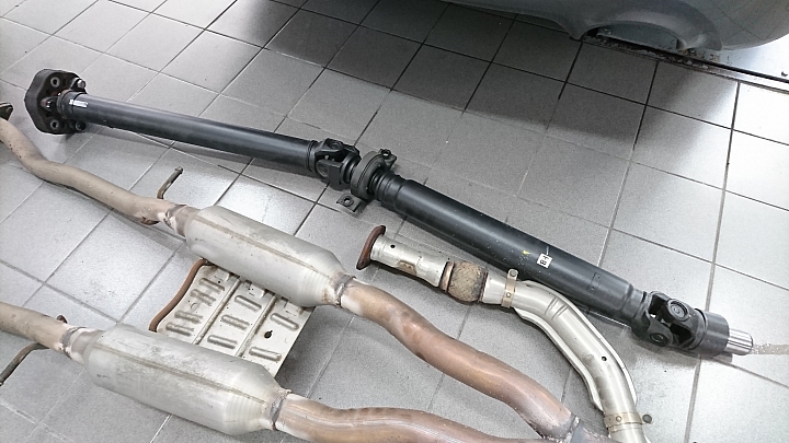 [修車分享] Q50S Hybrid 變速箱漏油