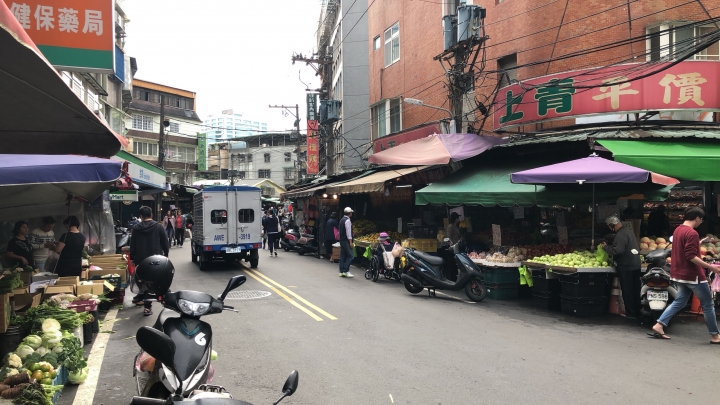 油電Q50s Triple S避震器開箱文