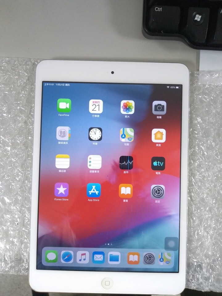 ipad mini2 因白條紋 換電池跟螢幕