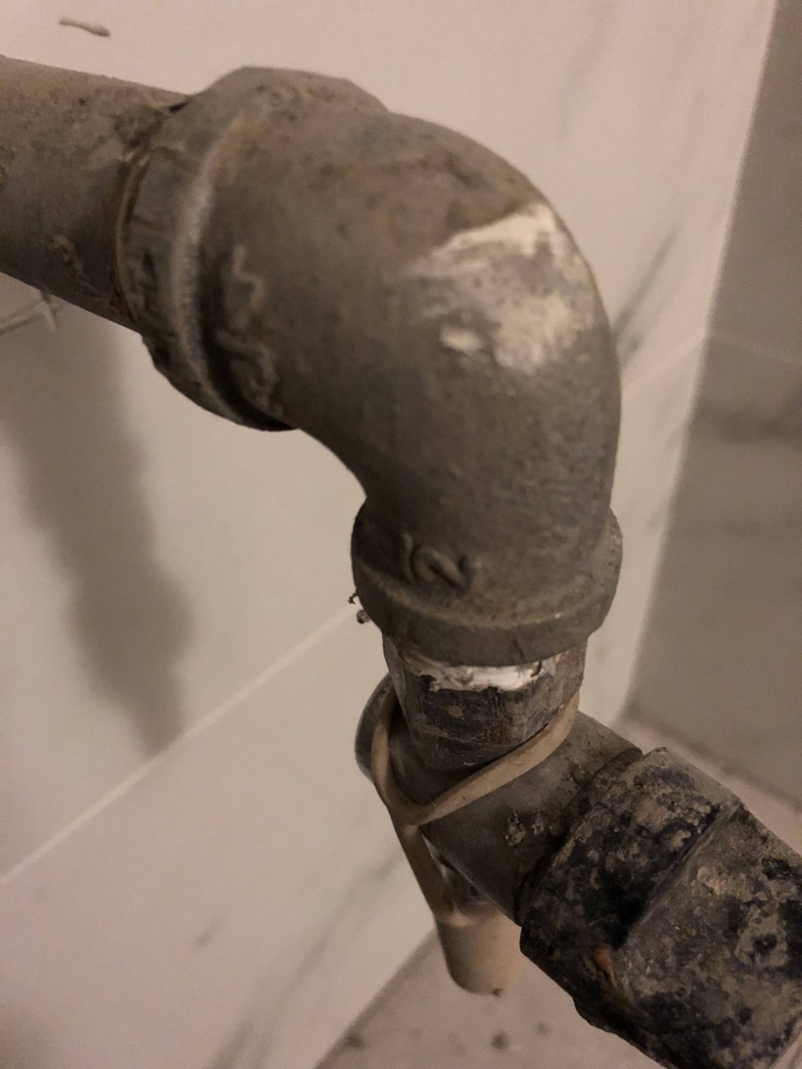 天然氣管線錶後的接頭請教