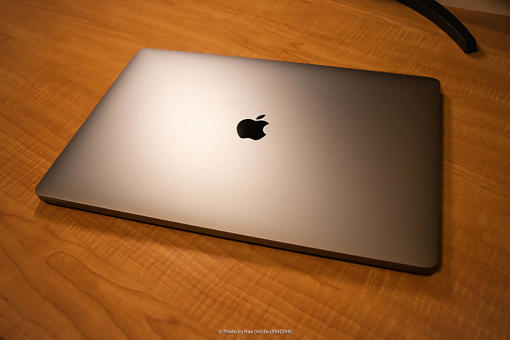 【不專業開箱】Macbook Pro 16" 2019